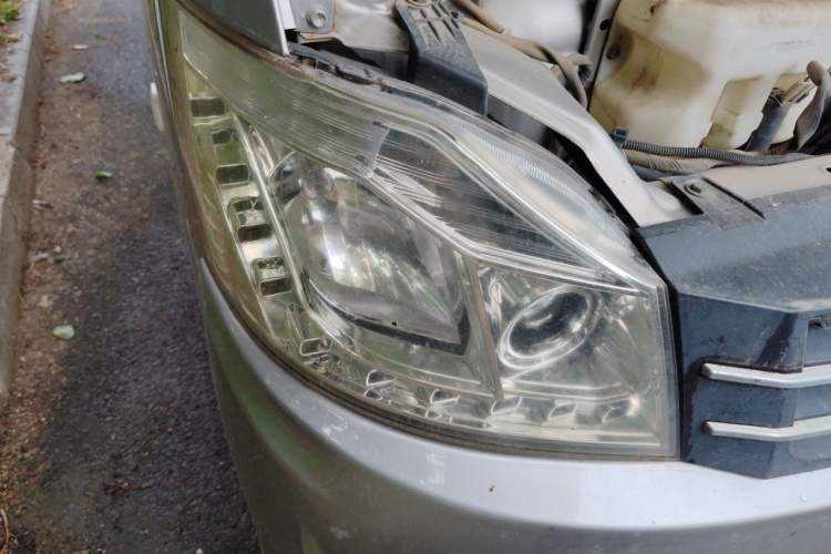 Used CHANGAN KUAYUE V3 2017 1.2L Box-Type Truck DK12-10 Right Front Headlight