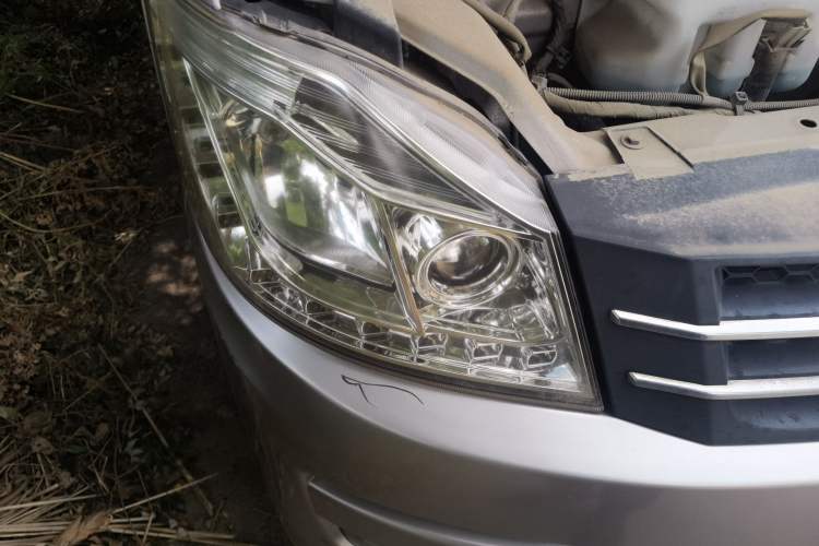Used CHANGAN KUAYUE V3 2017 1.2L Box-Type Truck DK12-10 Right Front Headlight