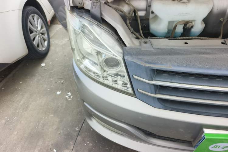 Used CHANGAN KUAYUE V3 2017 1.2L Box-Type Truck DK12-10 Right Front Headlight