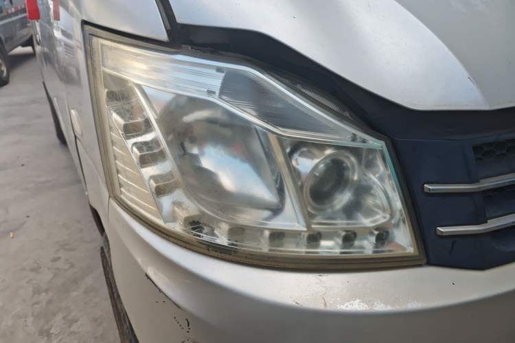 Used CHANGAN KUAYUE V3 2017 1.2L Box-Type Truck DK12-10 Right Front Headlight