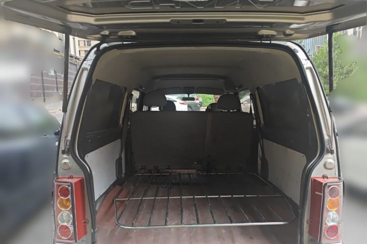 Used CHANGAN KUAYUE V3 2017 1.2L Box-Type Truck DK12-10 Trunk