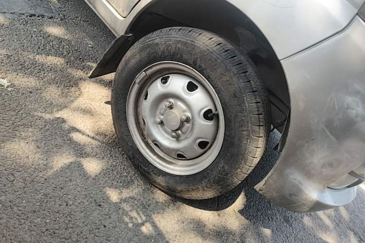 Used CHANGAN KUAYUE V3  Right Front Wheel Hub