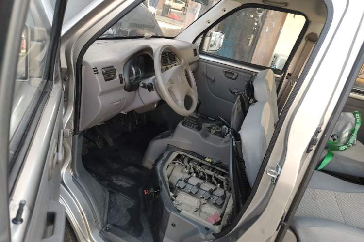 Used CHANGAN KUAYUE V3 2021 1.2L Standard Edition 5-Seater Multi-Purpose Passenger Vehicle DK12C Driver Seat