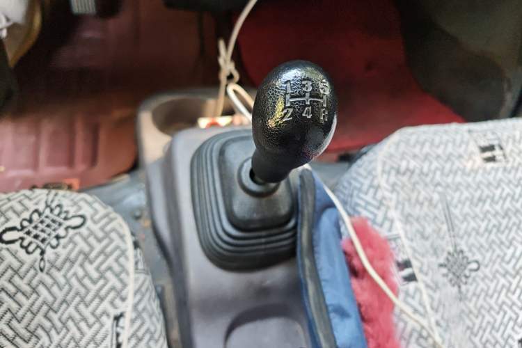 Used CHANGAN KUAYUE V3 2021 1.2L Standard Edition Van 2-Seater Model DK12C Gear Lever
