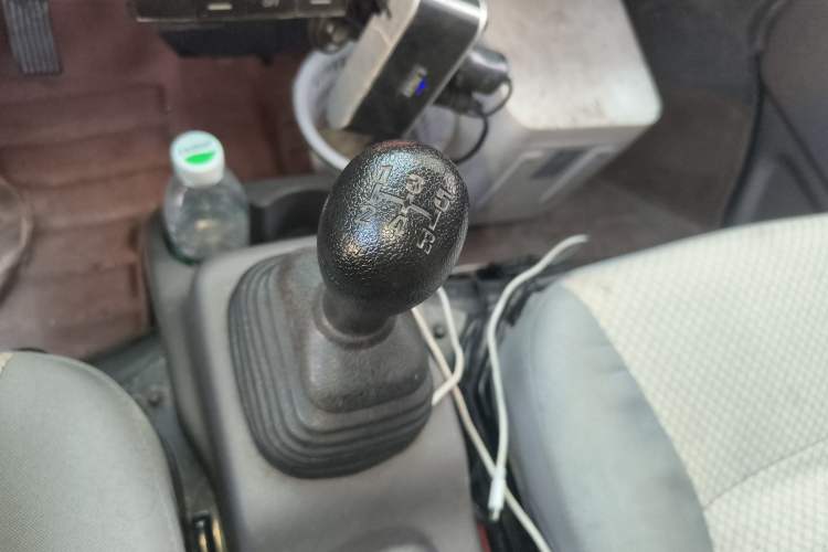 Used CHANGAN KUAYUE V3 2021 1.2L Standard Edition 7-Seater Multi-Purpose Passenger Vehicle DK12C Gear Lever
