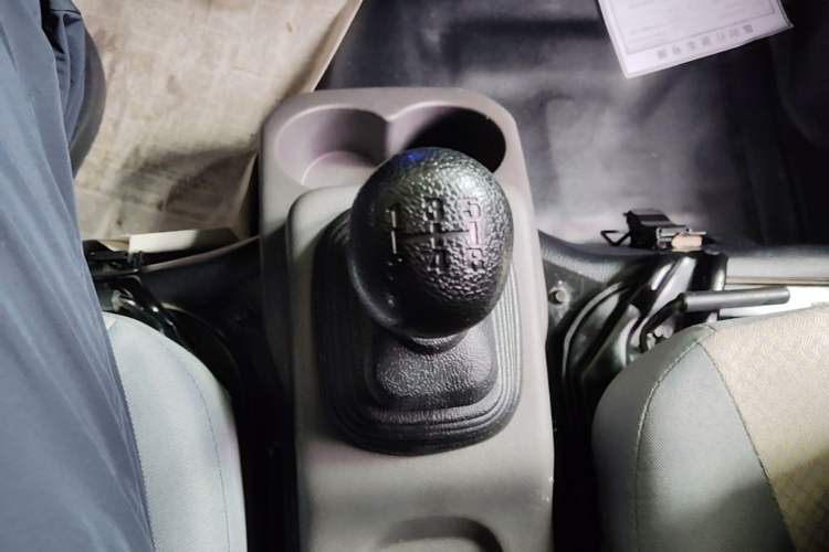Used CHANGAN KUAYUE V3 2021 1.2L Standard Edition Van 2-Seater Model DK12C Gear Lever