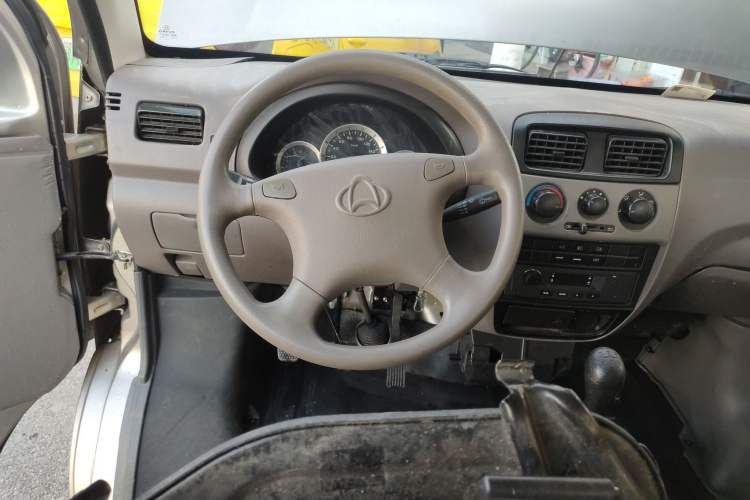 Used CHANGAN KUAYUE V3 2021 1.2L Standard Edition 5-Seater Multi-Purpose Passenger Vehicle DK12C Steering Wheel