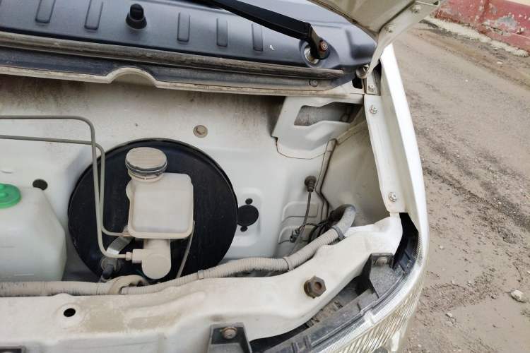Used CHANGAN KUAYUE V5 2013 1.5L Comfort Version DAM15R Engine Bay Left
