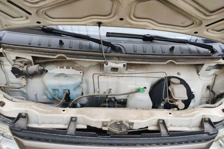 Used CHANGAN KUAYUE V5 2013 1.5L Comfort Version DAM15R Engine Bay