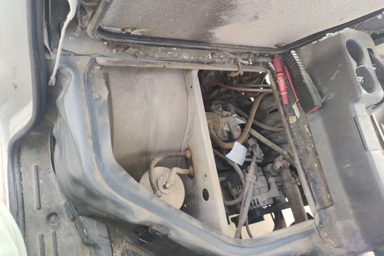 Used CHANGAN KUAYUE V5 2013 1.2L Standard Model DK12 Engine Bay Right