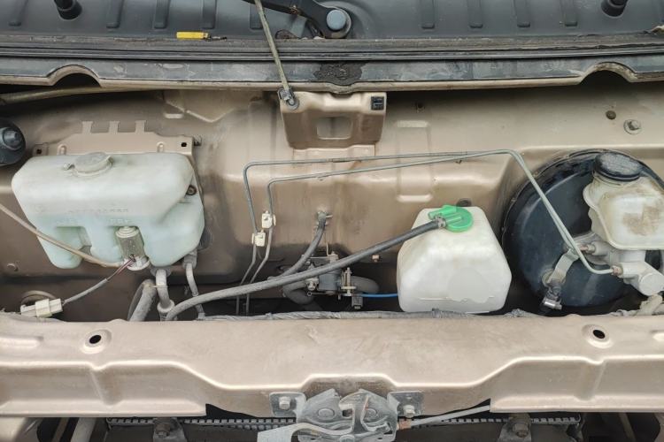 Used CHANGAN KUAYUE V5 2013 1.2L Standard Model DK12 Engine Bay