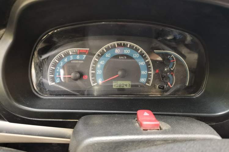 Used CHANGAN KUAYUE V5 2013 1.5L Standard Version DAM15R Instrument Cluster