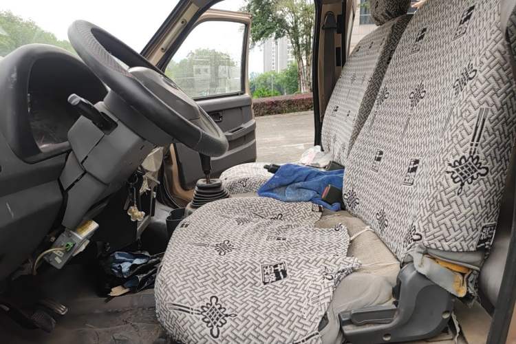 Used CHANGAN KUAYUE V5 2013 1.2L Standard Model DK12 Left Front Seat