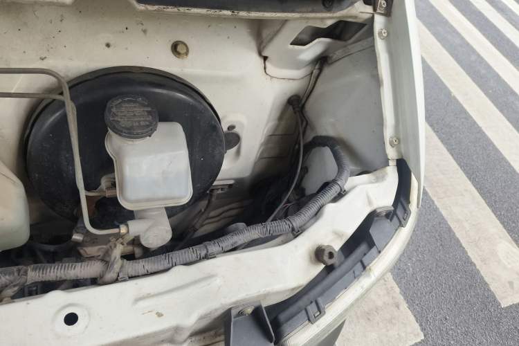 Used CHANGAN KUAYUE V5  Engine Bay Left