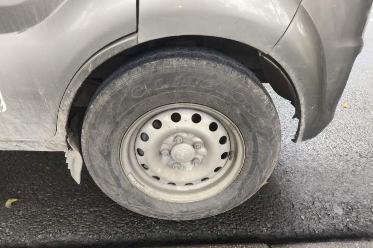 Used CHANGAN KUAYUE V5  Right Front Wheel Hub