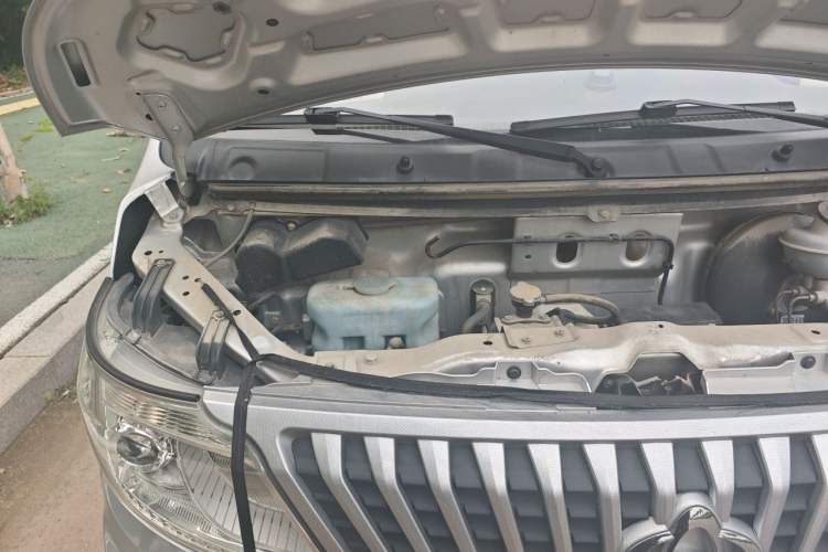 Used CHANGAN KUAYUE V5  Engine Bay Right