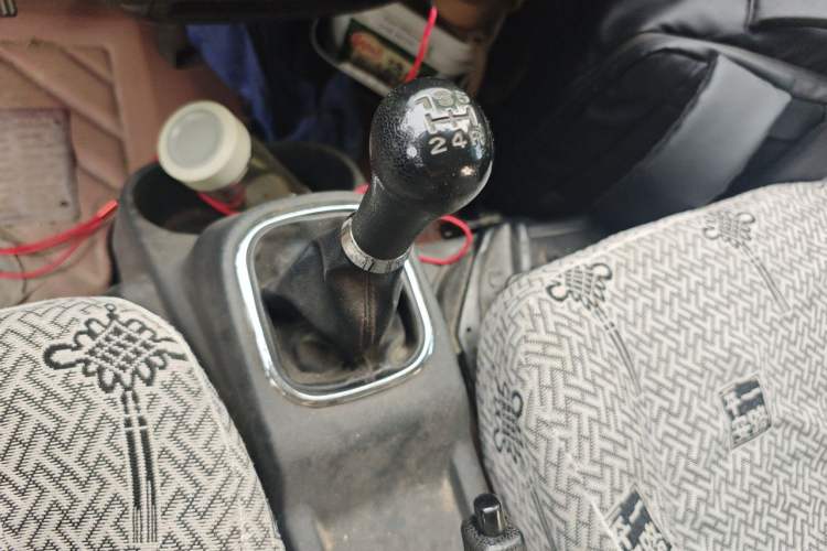 Used CHANGAN KUAYUE V5  Gear Lever