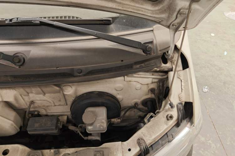 Used CHANGAN KUAYUE V5  Engine Bay Left