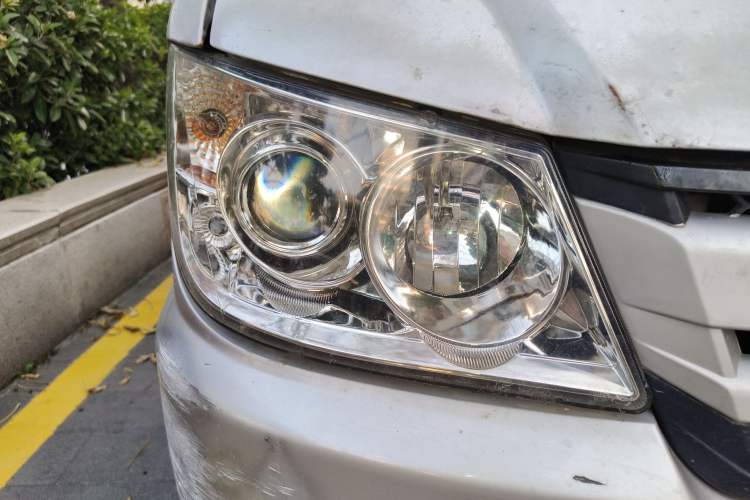 Used CHANGAN KUAYUE Xinbao MINI 2016 1.2L Double-Cab with 2550 Rear Dual Wheels DK12-10 Right Front Headlight