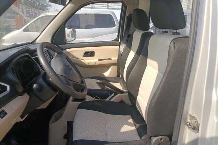 Used CHANGAN KUAYUE Xinbao T3 2018 1.5L Standard Single-Row Single-Rear-Wheel Extended Cargo Bed DK15C Left Front Seat