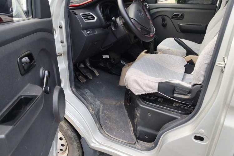 Used CHANGAN KUAYUE Xinbao T3 2018 1.2L Standard Single-Row Single Rear Wheel Extended Cargo Bed – LJ469Q-AEB Driver Seat