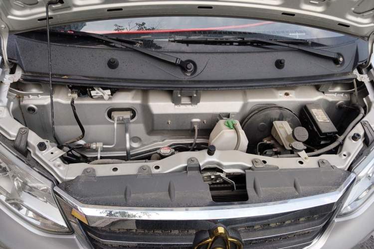 Used CHANGAN KUAYUE Xinbao T3 2018 1.2L Standard Single-Row Single Rear Wheel Extended Cargo Bed – LJ469Q-AEB Engine Bay