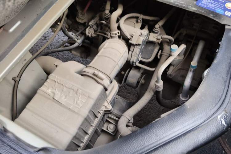 Used CHANGAN KUAYUE Xinbao T3 2018 1.2L Standard Single-Row Single Rear Wheel Extended Cargo Bed – LJ469Q-AEB Engine Bay Right