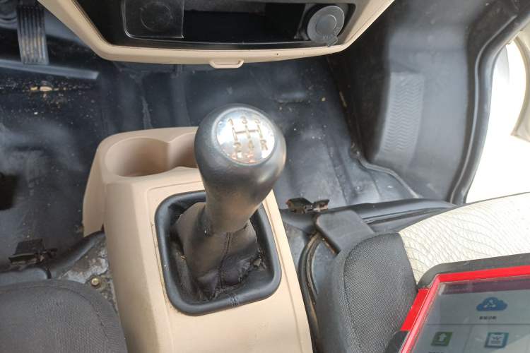 Used CHANGAN KUAYUE Xinbao T3 2018 1.5L Standard Single-Row Single-Rear-Wheel Extended Cargo Bed DK15C Gear Lever