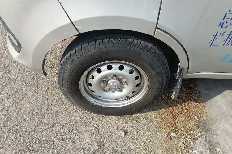 Used CHANGAN KUAYUE Xinbao T3 2018 1.5L Standard Single-Row Single-Rear-Wheel Extended Cargo Bed DK15C Left Front Wheel Hub
