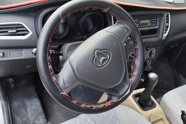 Used CHANGAN KUAYUE Xinbao T3 2018 1.2L Standard Single-Row Single Rear Wheel Extended Cargo Bed – LJ469Q-AEB Steering Wheel
