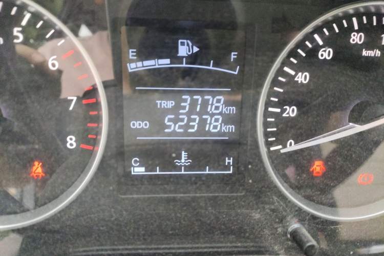 Used CHANGAN KUAYUE Xinbao T3 2022 1.6L Luxury Cargo Truck Double Cab with Single Rear Wheel 3250 mm Wheelbase 2.52-Meter Design DAM16KR Odometer Close Up