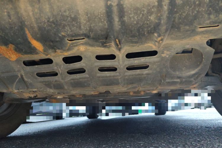 Used CHANGAN Lantop 2023 2.0T Automatic 4x4 Gasoline Flagship Standard Cab Chassis Front
