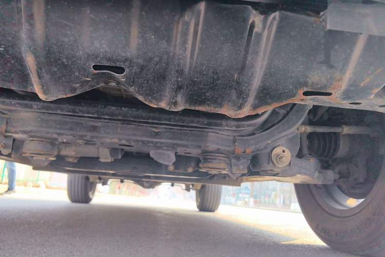 Used CHANGAN Lantop 2023 2.0T Automatic 4x4 Gasoline Flagship Standard Cab Chassis Front