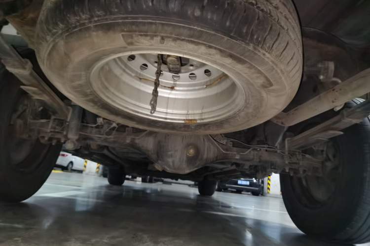 Used CHANGAN Lantop 2023 2.0T Manual 4x4 Diesel Elite Long-Box Version Chassis Rear