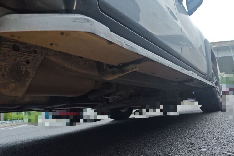 Used CHANGAN Lantop 2023 2.0T Automatic 4x4 Gasoline Flagship Standard Cab Chassis Rear Right