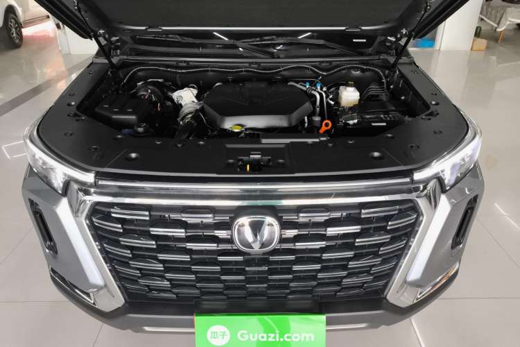 Used CHANGAN Lantop 2023 2.0T Manual 4x4 Diesel Elite Long-Box Version Engine Bay