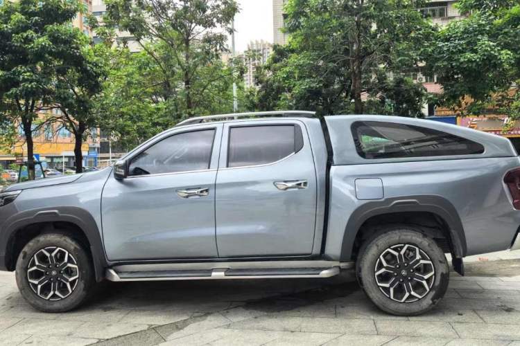 Used CHANGAN Lantop 2023 2.0T Automatic Two-Wheel Drive Gasoline Navigation Edition Standard Cab Exterior 3