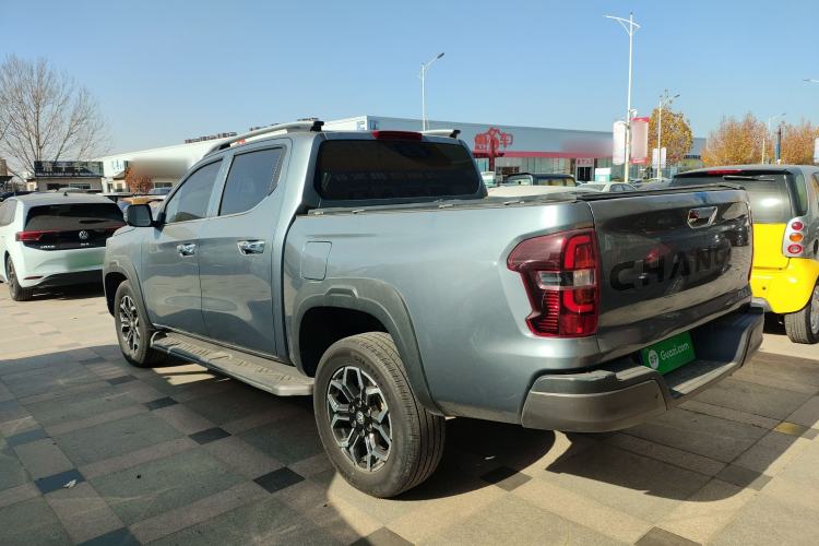 Used CHANGAN Lantop 2023 2.0T Automatic 4x4 Gasoline Flagship Standard Cab Exterior 3