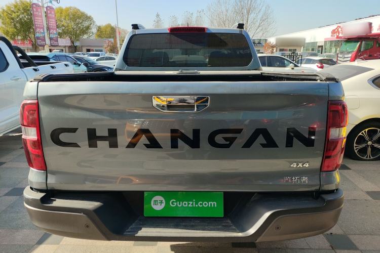 Used CHANGAN Lantop 2023 2.0T Automatic 4x4 Gasoline Flagship Standard Cab Exterior 4