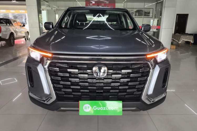 Used CHANGAN Lantop 2023 2.0T Manual 4x4 Diesel Elite Long-Box Version Front
