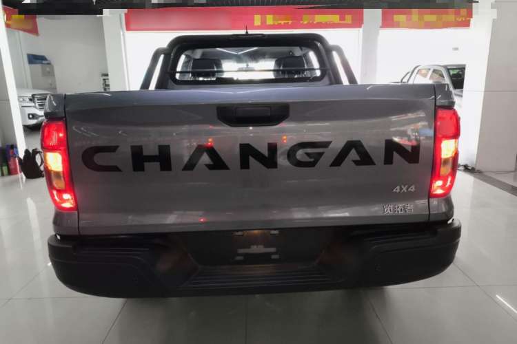 Used CHANGAN Lantop 2023 2.0T Manual 4x4 Diesel Elite Long-Box Version Rear