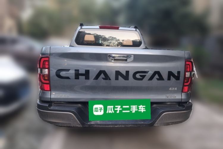 Used CHANGAN Lantop 2023 Business Edition 2.0T Automatic All-Wheel Drive Gasoline Elite Model with Extended Cabin Rear