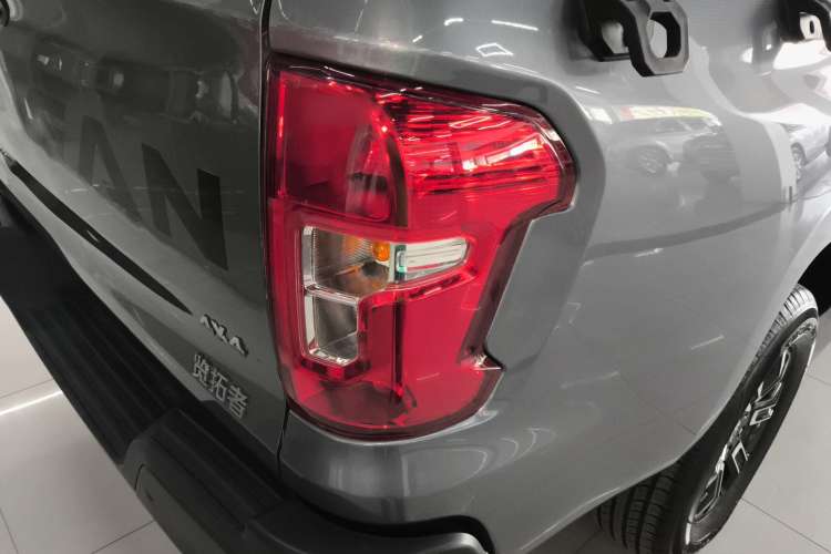 Used CHANGAN Lantop 2023 2.0T Manual 4x4 Diesel Elite Long-Box Version Right Rear Taillight