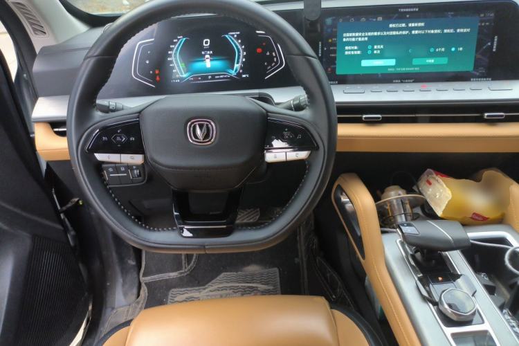 Used CHANGAN Lantop 2023 2.0T Automatic 4x4 Gasoline Flagship Standard Cab Steering Wheel