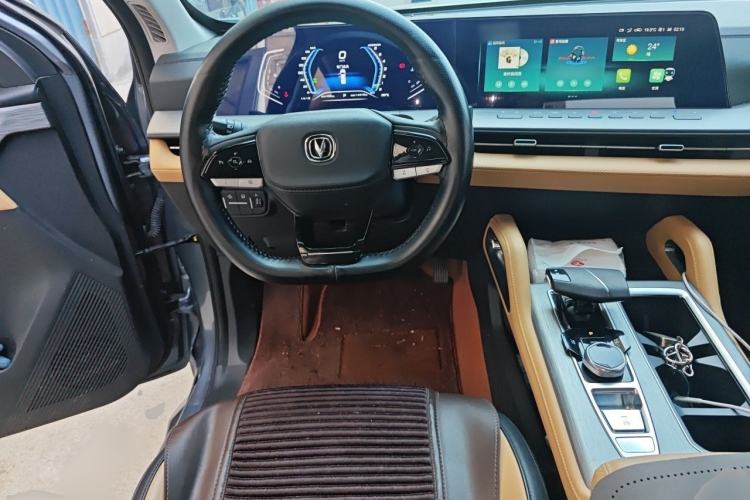 Used CHANGAN Lantop 2023 2.0T Automatic 4x4 Gasoline Flagship Standard Cab Steering Wheel