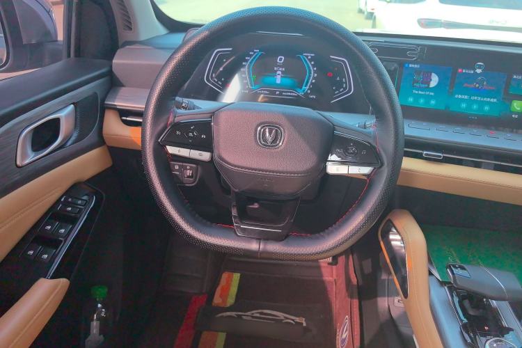 Used CHANGAN Lantop 2023 2.0T Automatic 4x4 Gasoline Flagship Standard Cab Steering Wheel