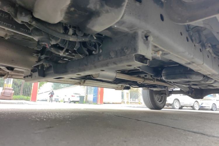 Used CHANGAN Lantop 2023 2.0T Manual 4x4 Diesel Elite Long-Box Version Chassis Front Left