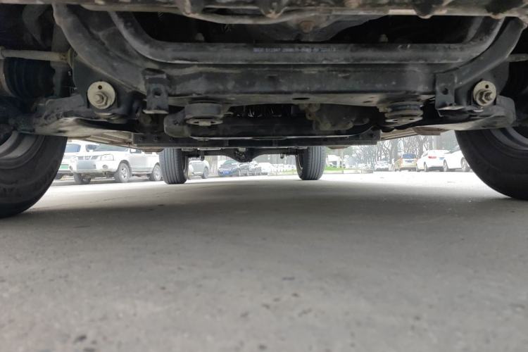 Used CHANGAN Lantop 2023 2.0T Manual 4x4 Diesel Elite Long-Box Version Chassis Front