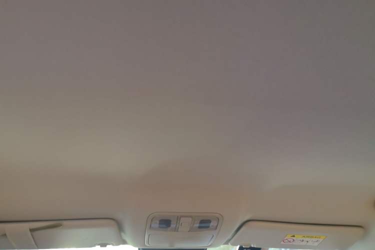 Used CHANGAN Lantop 2023 2.0T Automatic 4x4 Gasoline Flagship Standard Cab Headliner