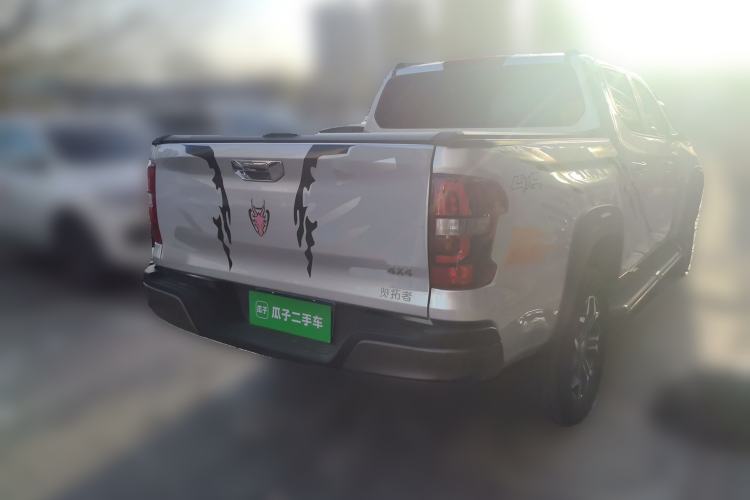 Used CHANGAN Lantop 2023 2.0T Automatic 4x4 Gasoline Flagship Standard Cab Rear Right 45 Deg
